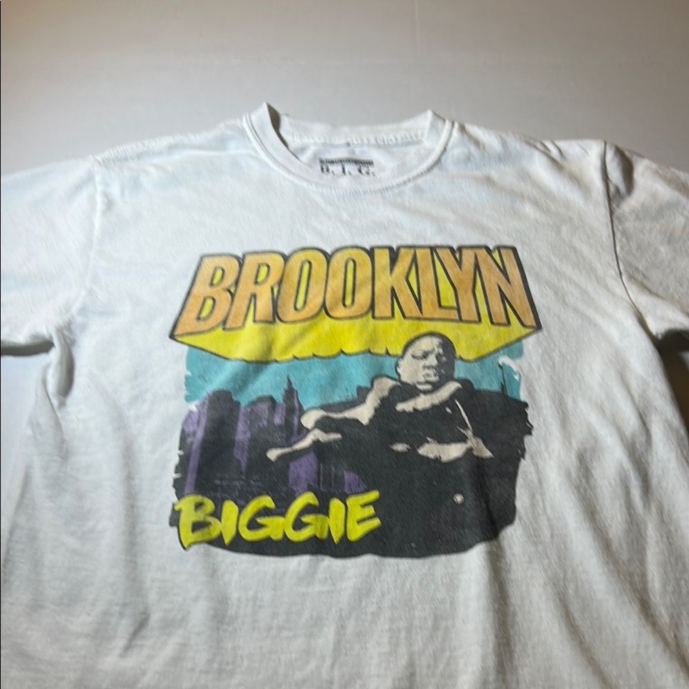 Biggie Smalls, the Notorious B.I.G. Brooklyn Graphic Tee - White